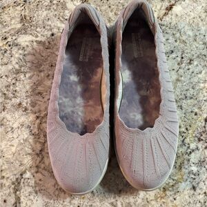 Skechers Women's Light Gray Knit Flats